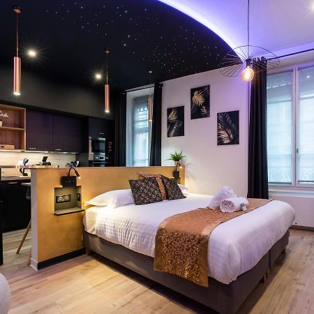 Appartement Chic Proche Bellecour Avec Parking リヨン エクステリア 写真