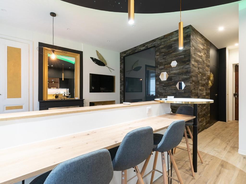 Appartement Chic Proche Bellecour Avec Parking リヨン エクステリア 写真